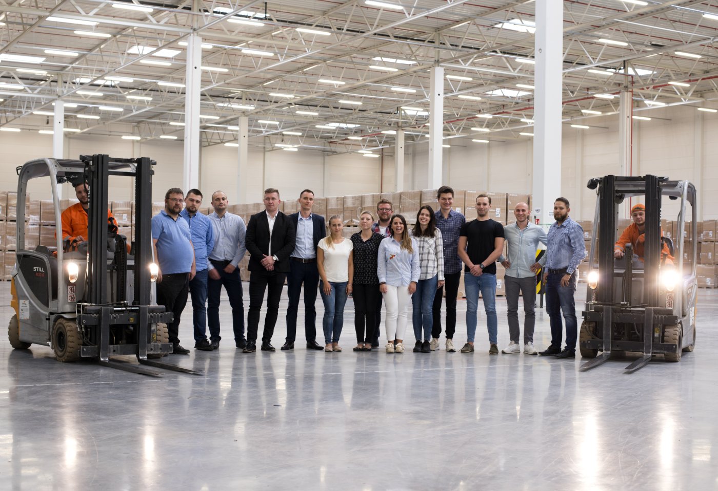 1774871169365847.jpg ee4d0000-5df0-0015-e212-08daa5e5192c.jpg